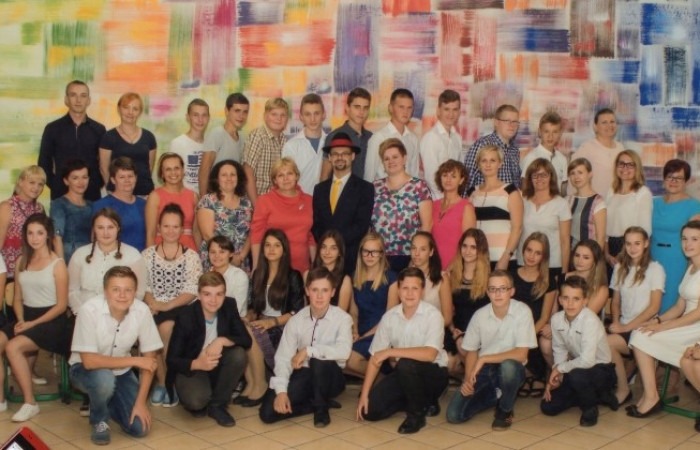 Klasa liczyła 31 uczniów.
Wychowawcami byli p. Marzena Bartelik, p. Dawid Gralak